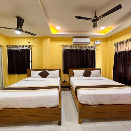 Le Hotel Host Tiruchirappalli Eksteriør billede