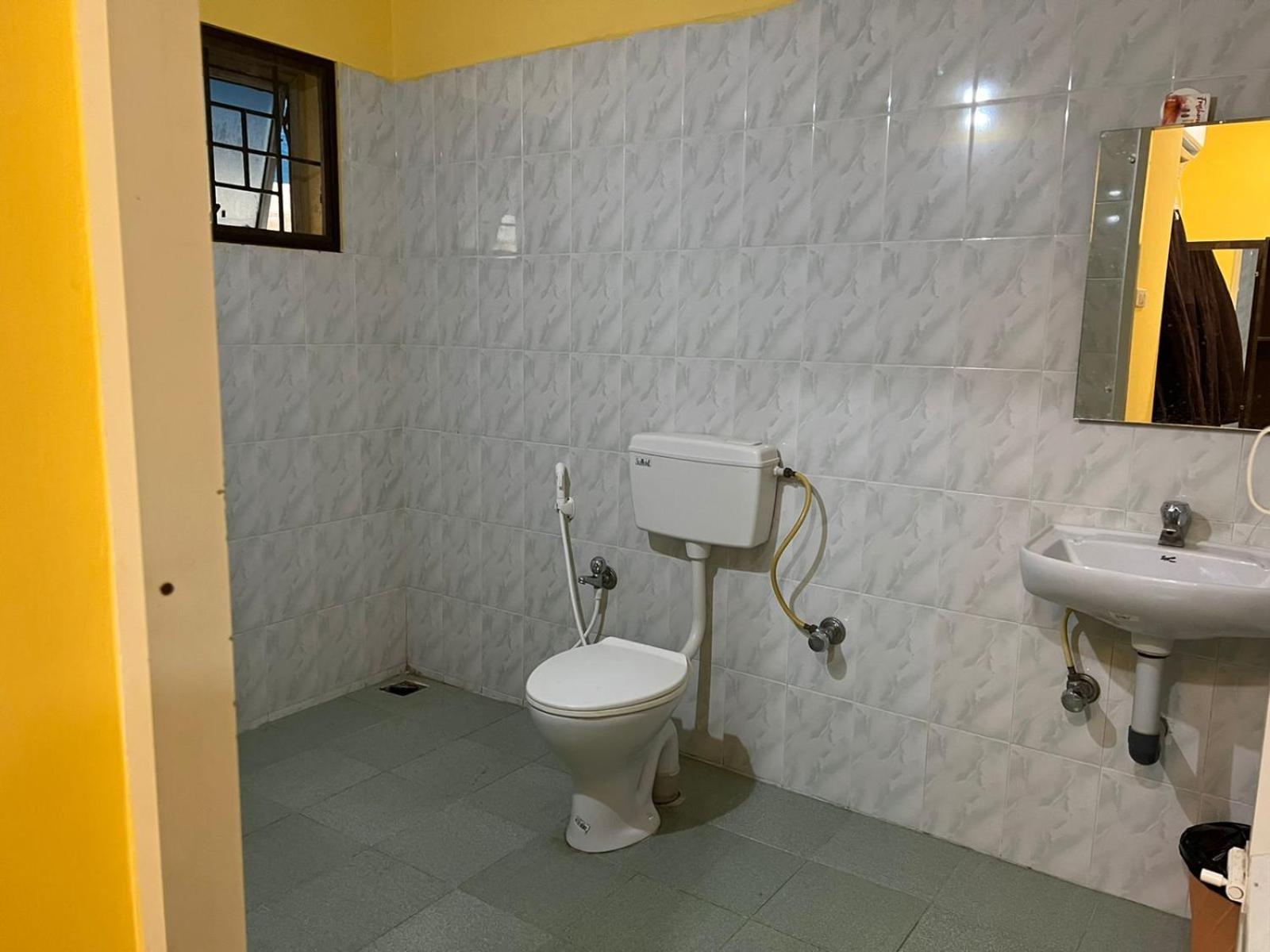 Le Hotel Host Tiruchirappalli Eksteriør billede